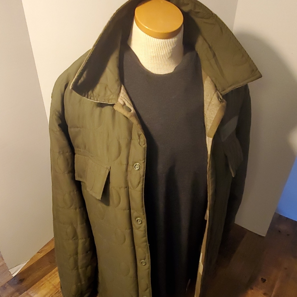 DC reversible jacket - Picture 7 of 8